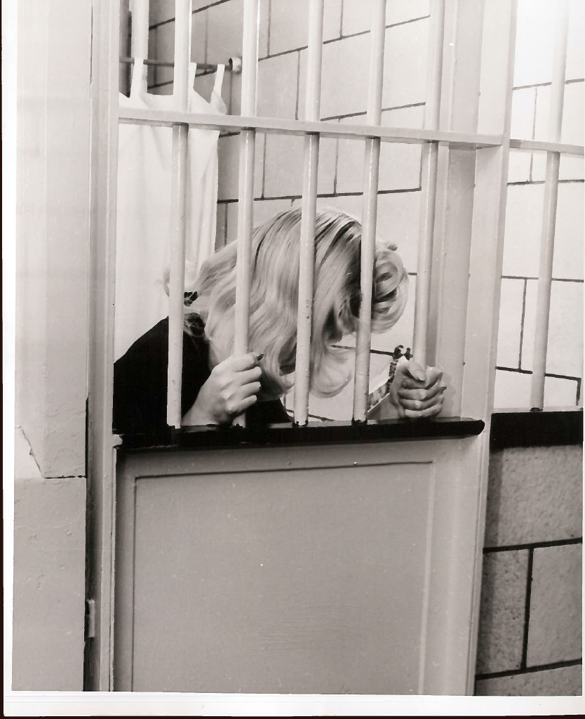 1956+inmate+in+cell