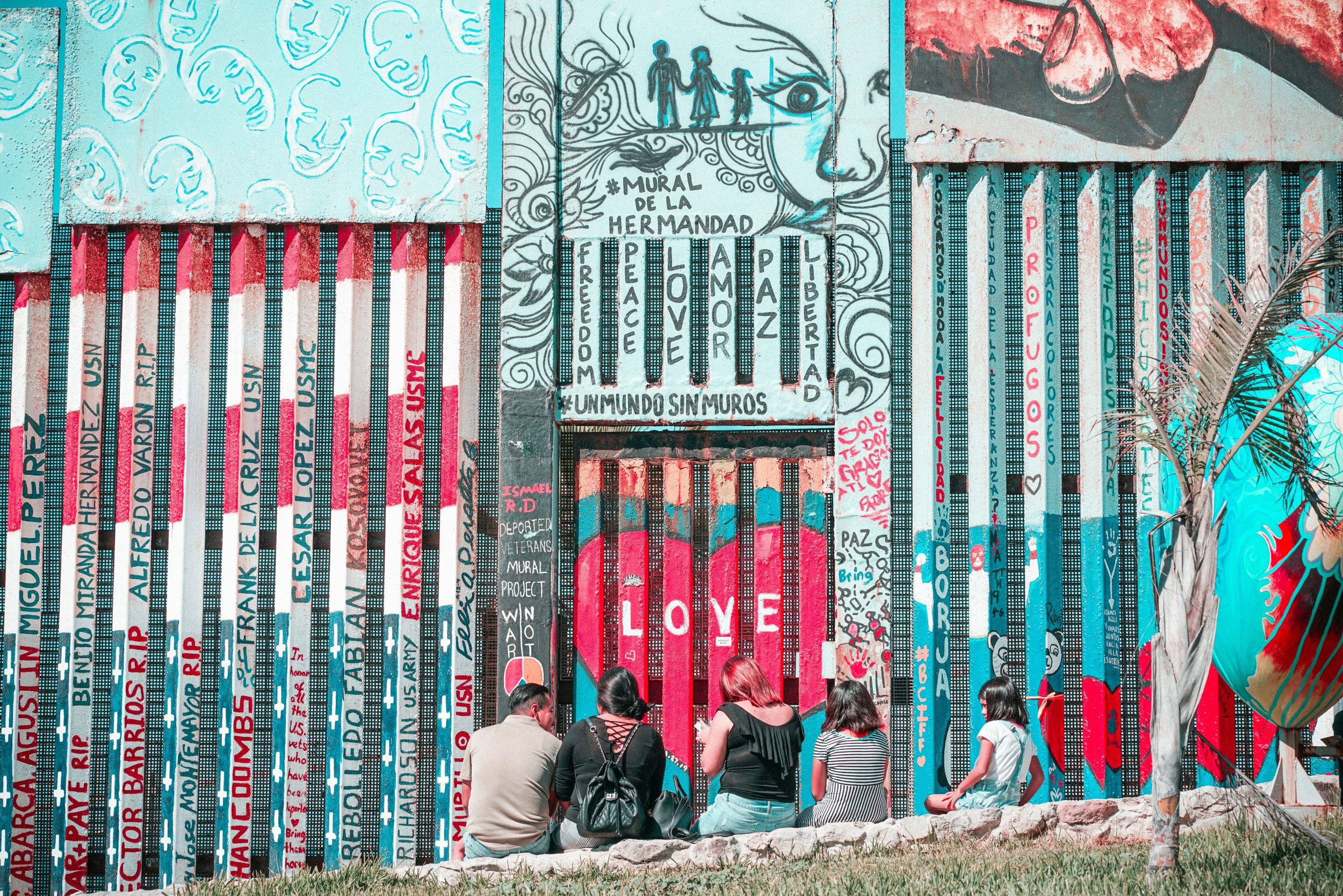 barbara-zandoval-kLpyWg2SqCc-unsplash